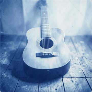 [Verse 1]
Main thoda practical, thoda sa sorted,
Feelings ke cover